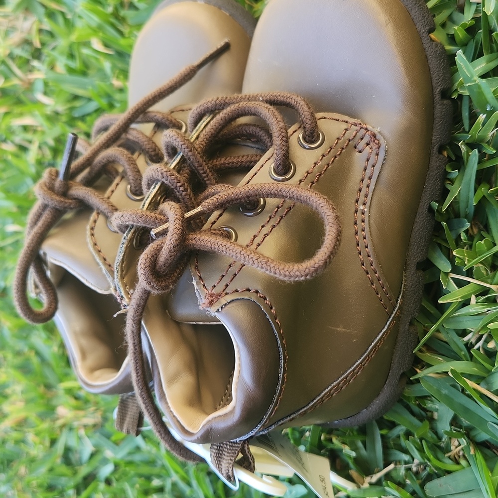 NWT GAP Baby Dark Brown Lace-Up Boots Size 6